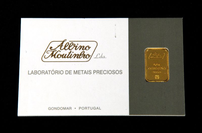 Pequena Barra em Ouro