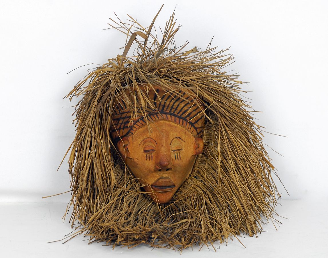 Máscara africana Yaca (Angola)