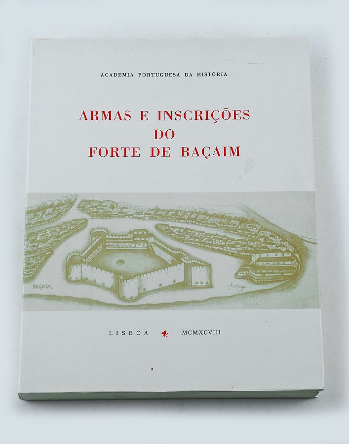 Armas e inscrições do forte de Baçaim