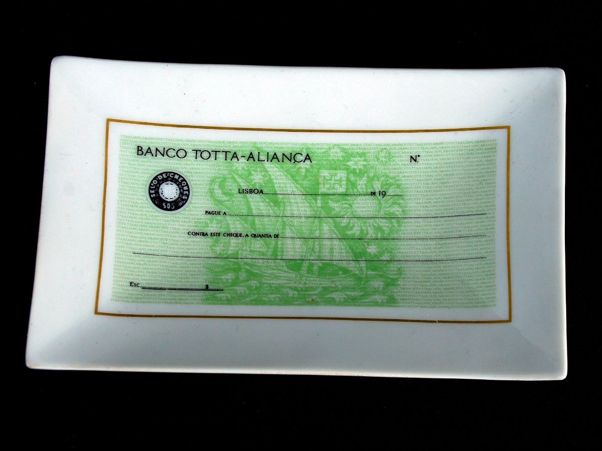 Aneleira publicitária
