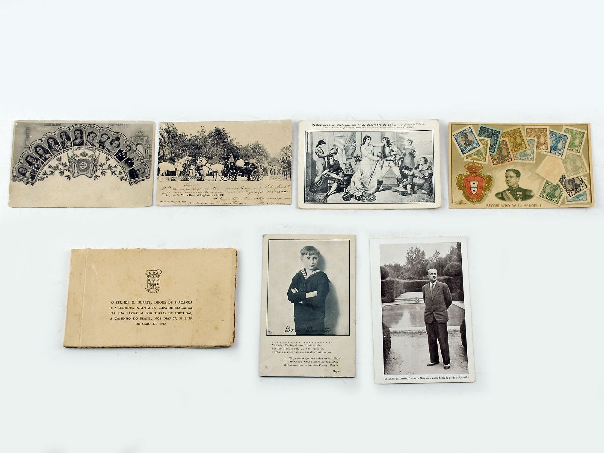 17 postais sobre a monarquia
