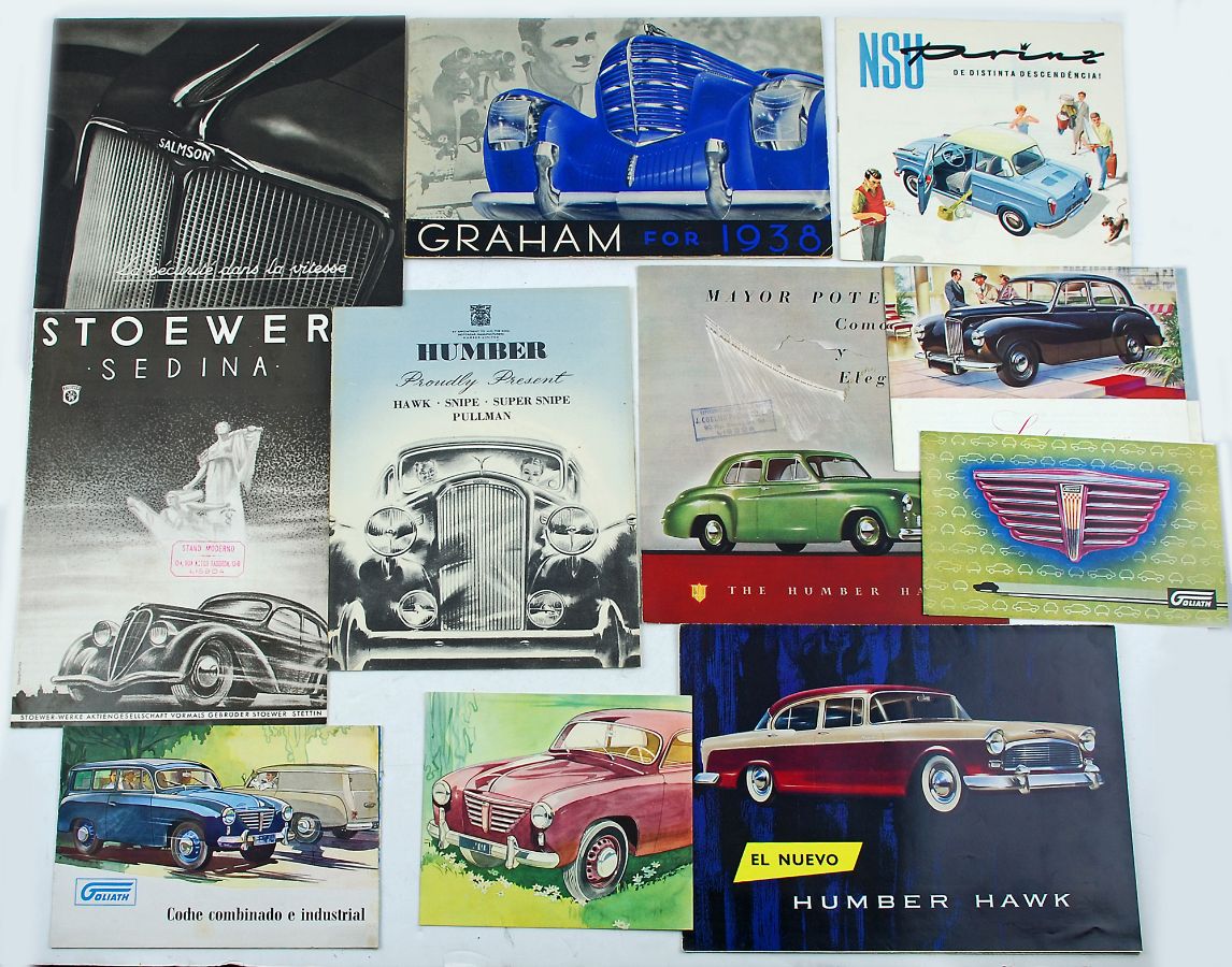 24 Folhetes sobre automóveis dos anos 40/50