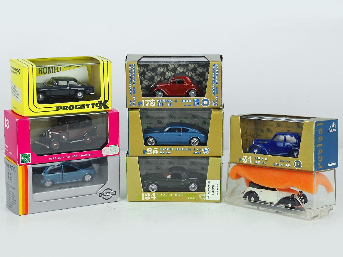 Lote de 8 Carros miniaturas