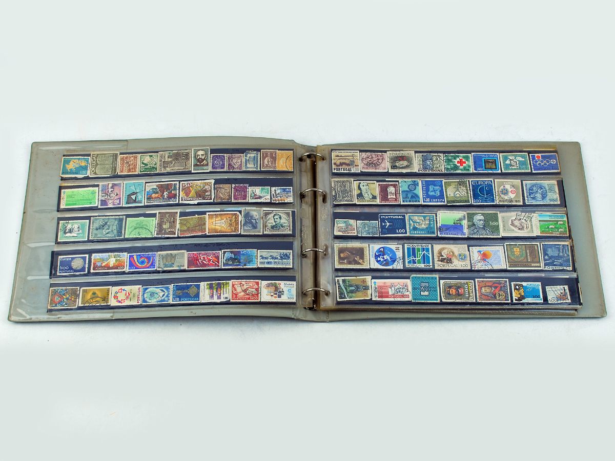 Colecção de selos Portugueses e Estrangeiros 