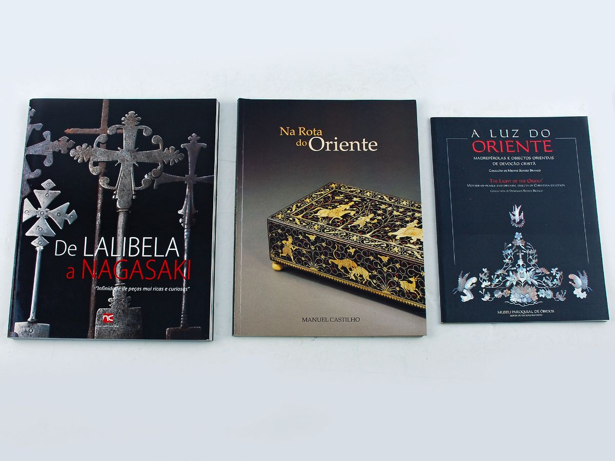 3 livros sobre arte Oriental