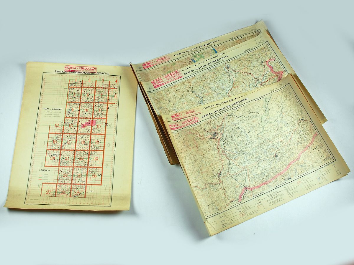9 Cartas Militares de Portugal dos Serviços Cartográficos do Exército
