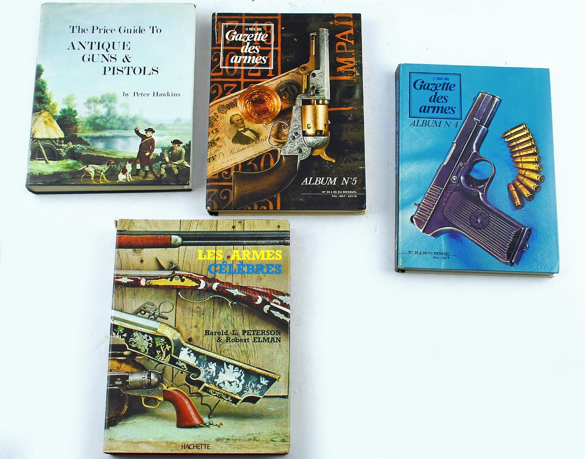 4 Livros sobre armas 