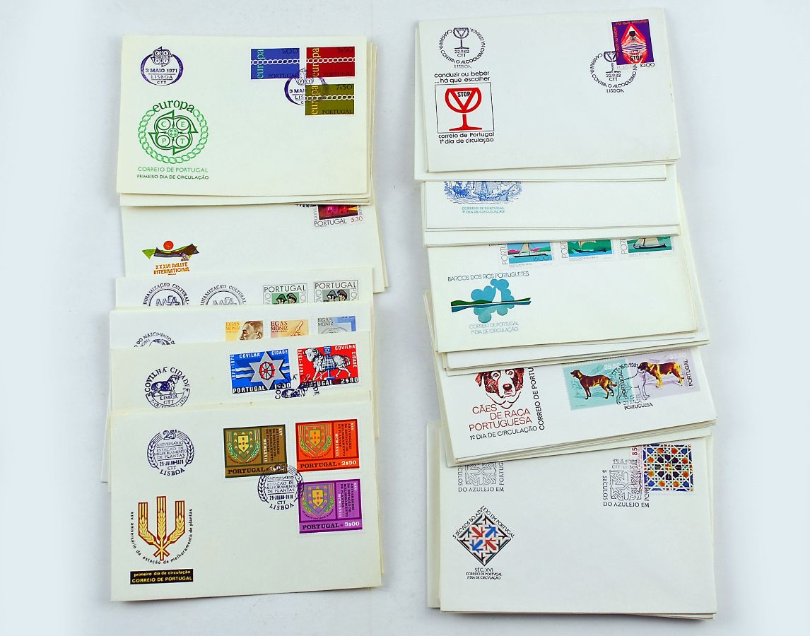 60 Envelopes com séries completas e carimbo de 1º Dia de Emissão						