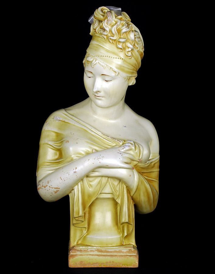 Figura feminina