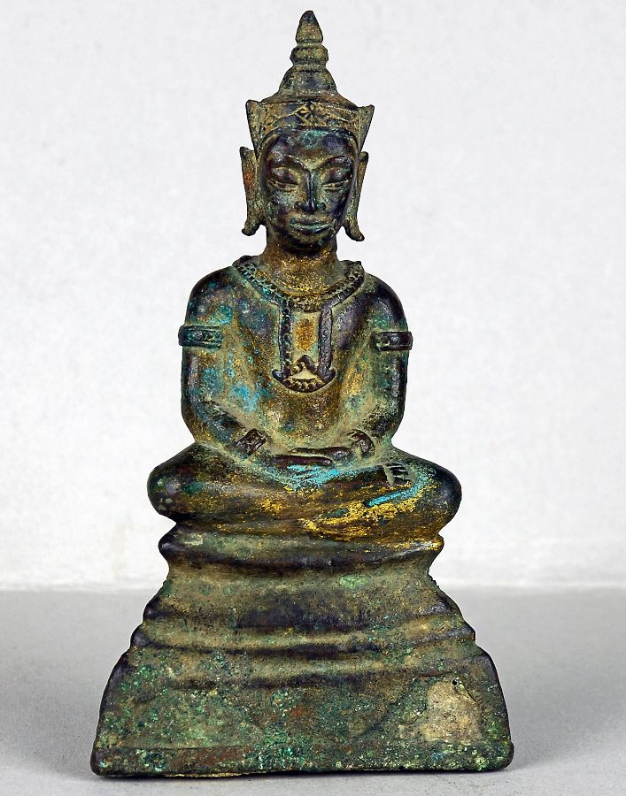 Buda sentado