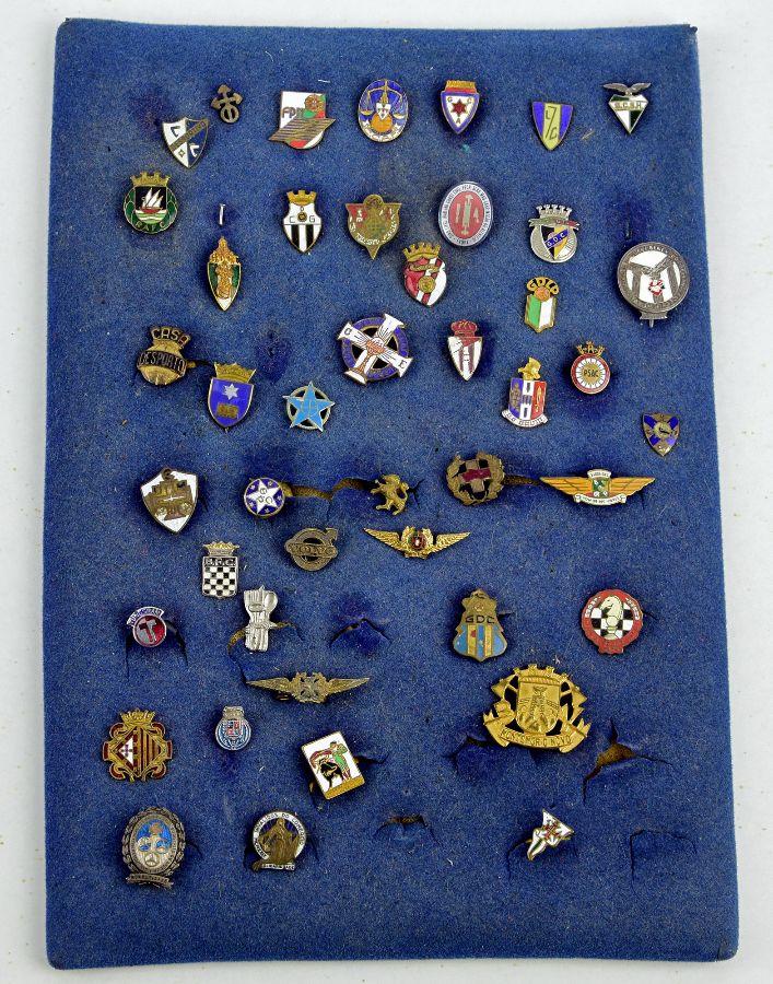 45 Pins