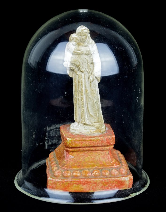 Miniatura de St. António sobre base em barro
