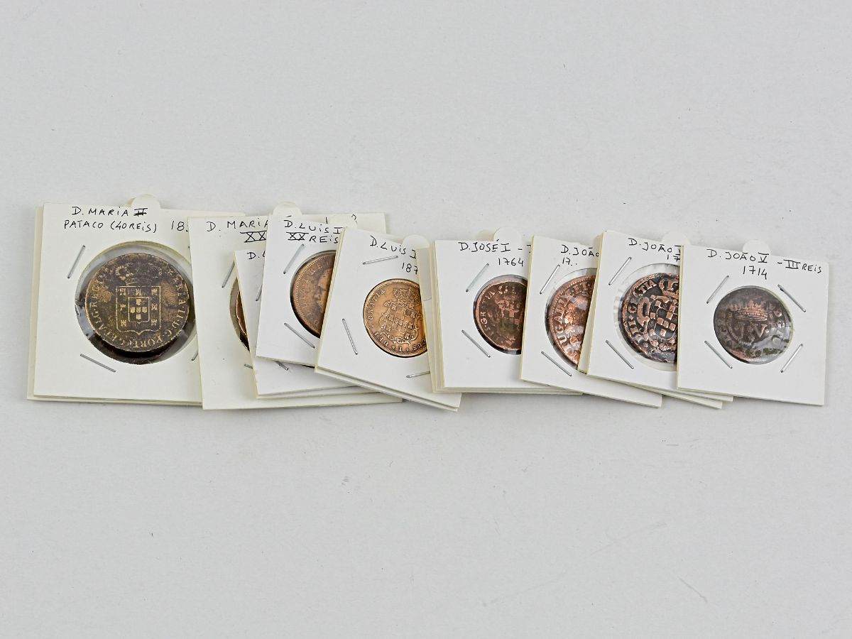 16 Moedas da monarquia
