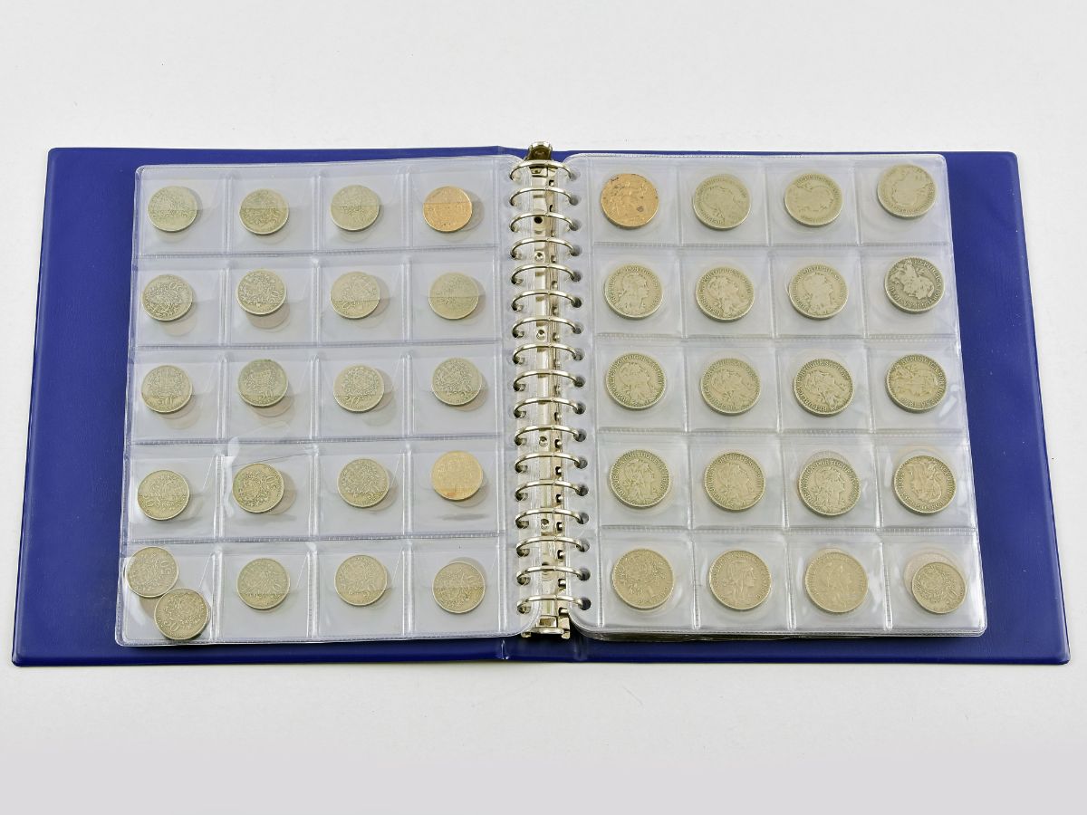 212 Moedas diversas