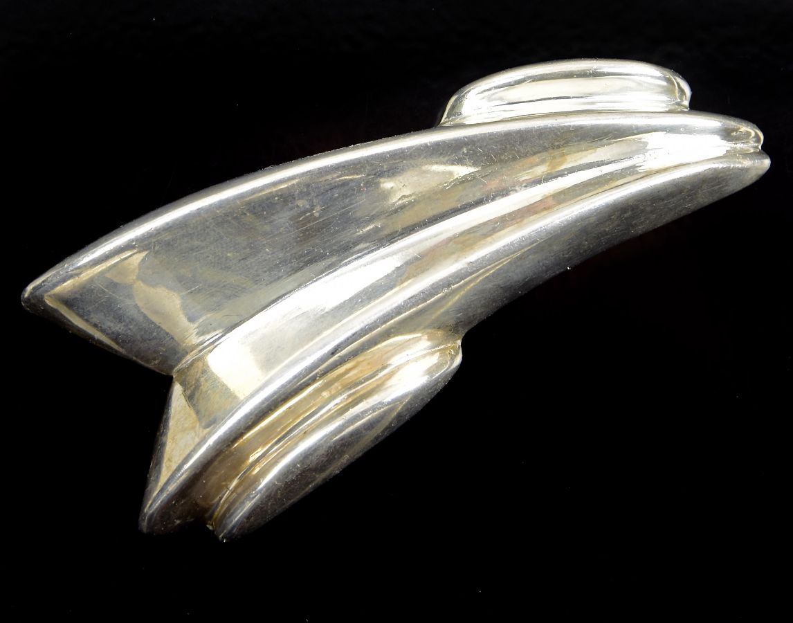 Grande alfinete Art Deco