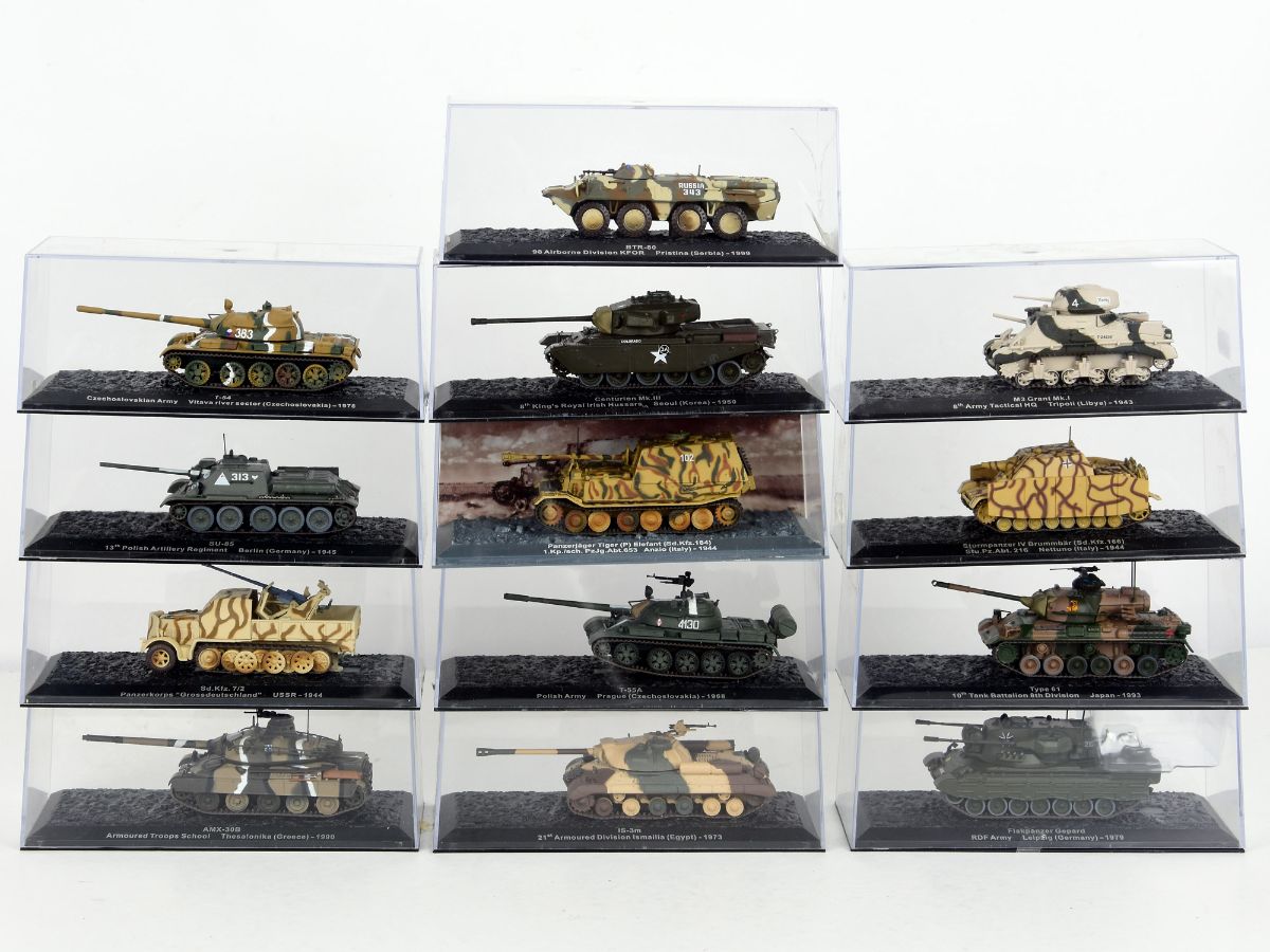 13 Tanques miniatura