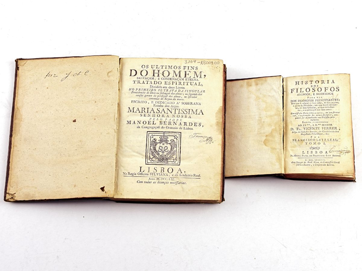 2 Livros diversos