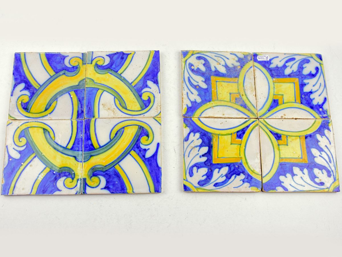 2 Conjuntos de 4 azulejos cada