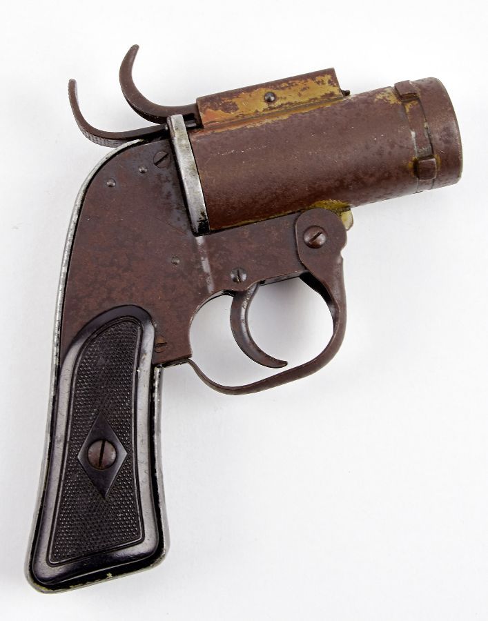 Pistola antiga Marítima de Sinalização