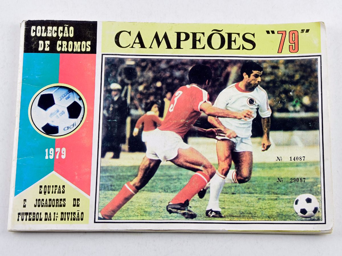 Colecção de 221 cromos 