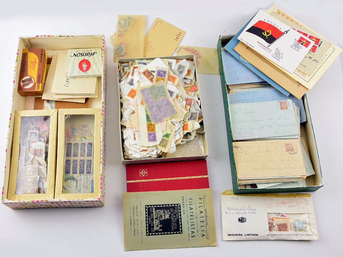 Selos e cartas