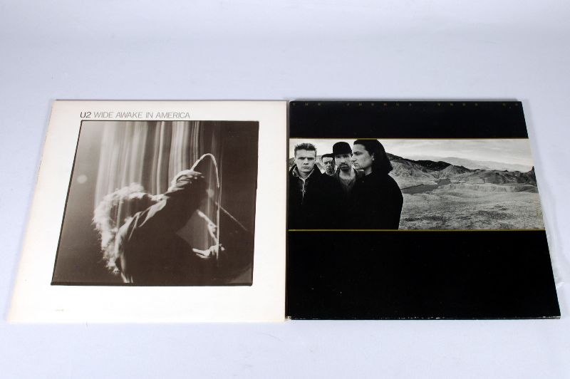 U2