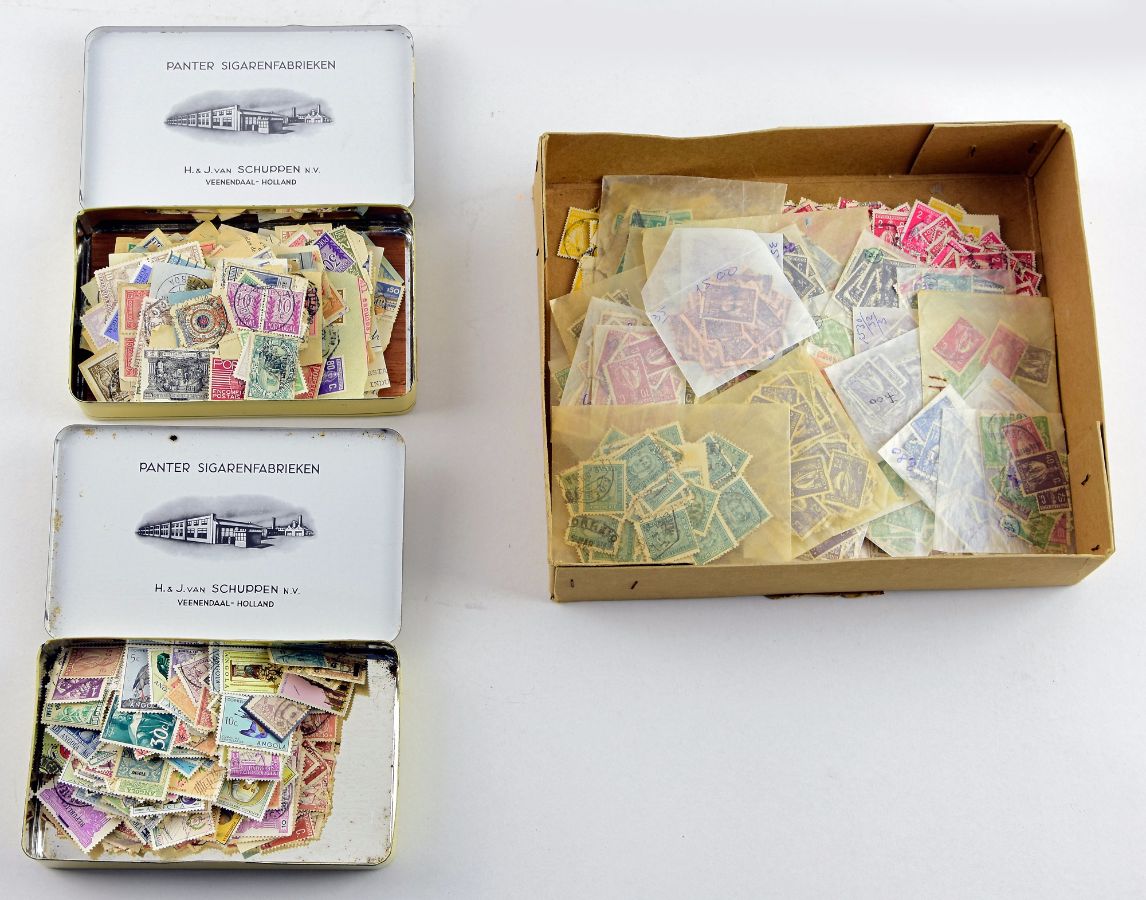 Colecção/acumulação de vários milhares de selos clássicos