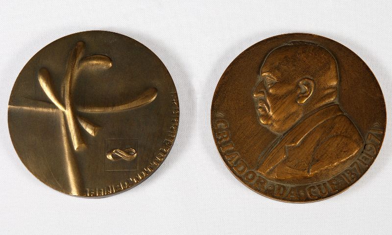 Medalha de Leopoldo de Almeida
