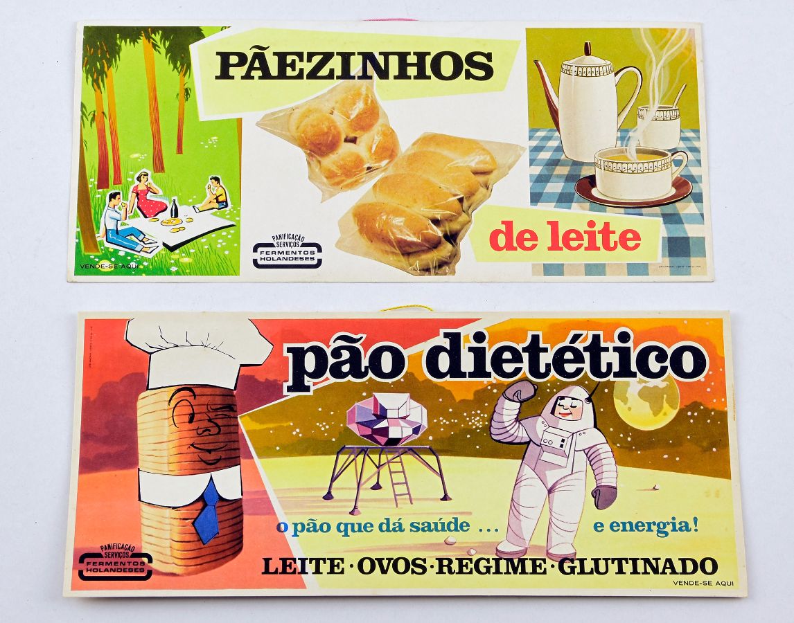 2 Pequenos Cartazes Publicitários