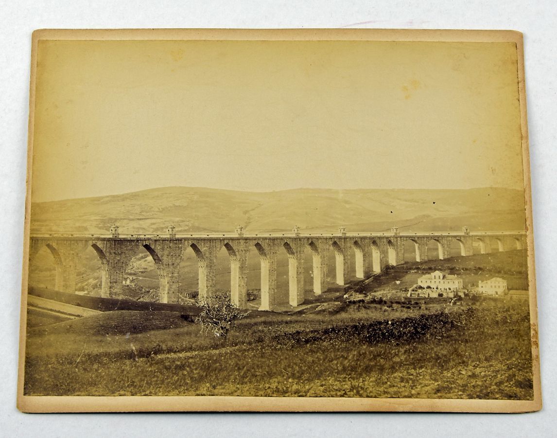 Vista do Aqueduto das Águas Livres