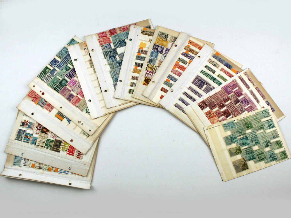 Colecção de milhares de selos clássicos dos E.U.A.