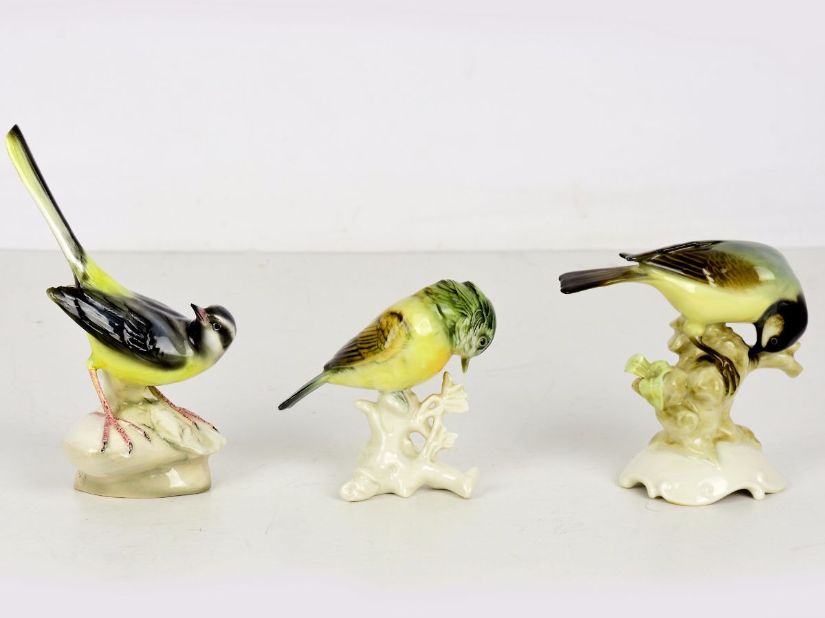 3 Pequenas Esculturas de Aves