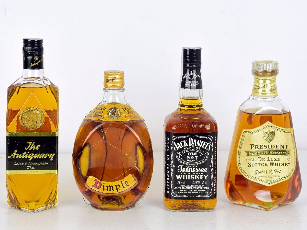 Lote de 4 Garrafas de Whisky