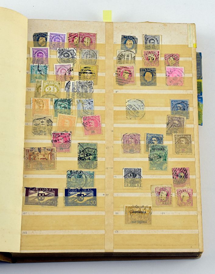 Colecção clássica de selos de Portugal e ex-colónias do ultramar