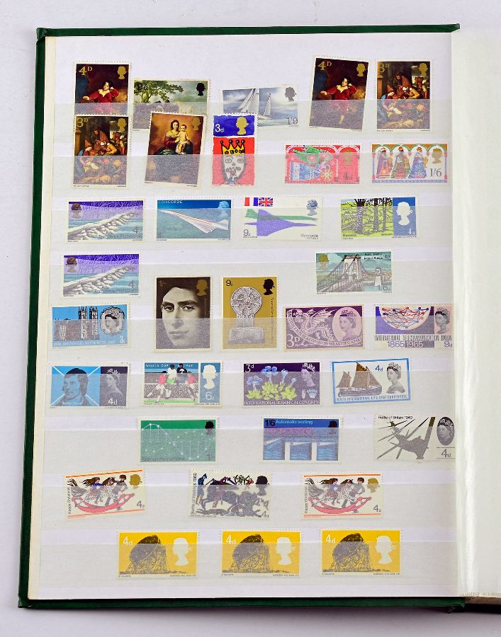 Coleção clássica de 1615 selos de vários países mundiais
