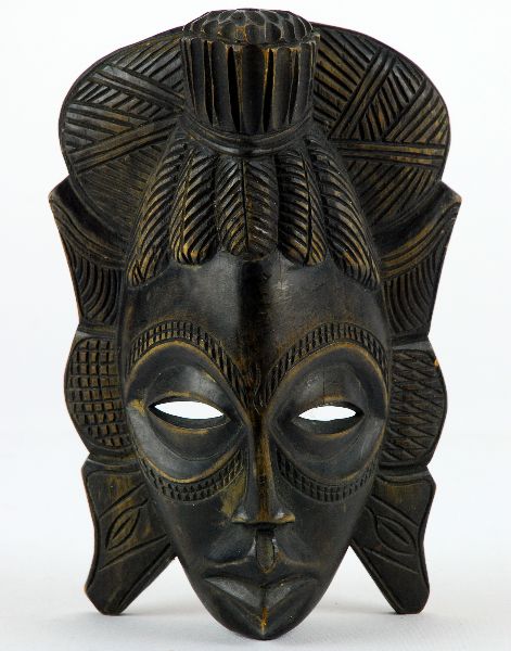 Máscara Africana em Madeira