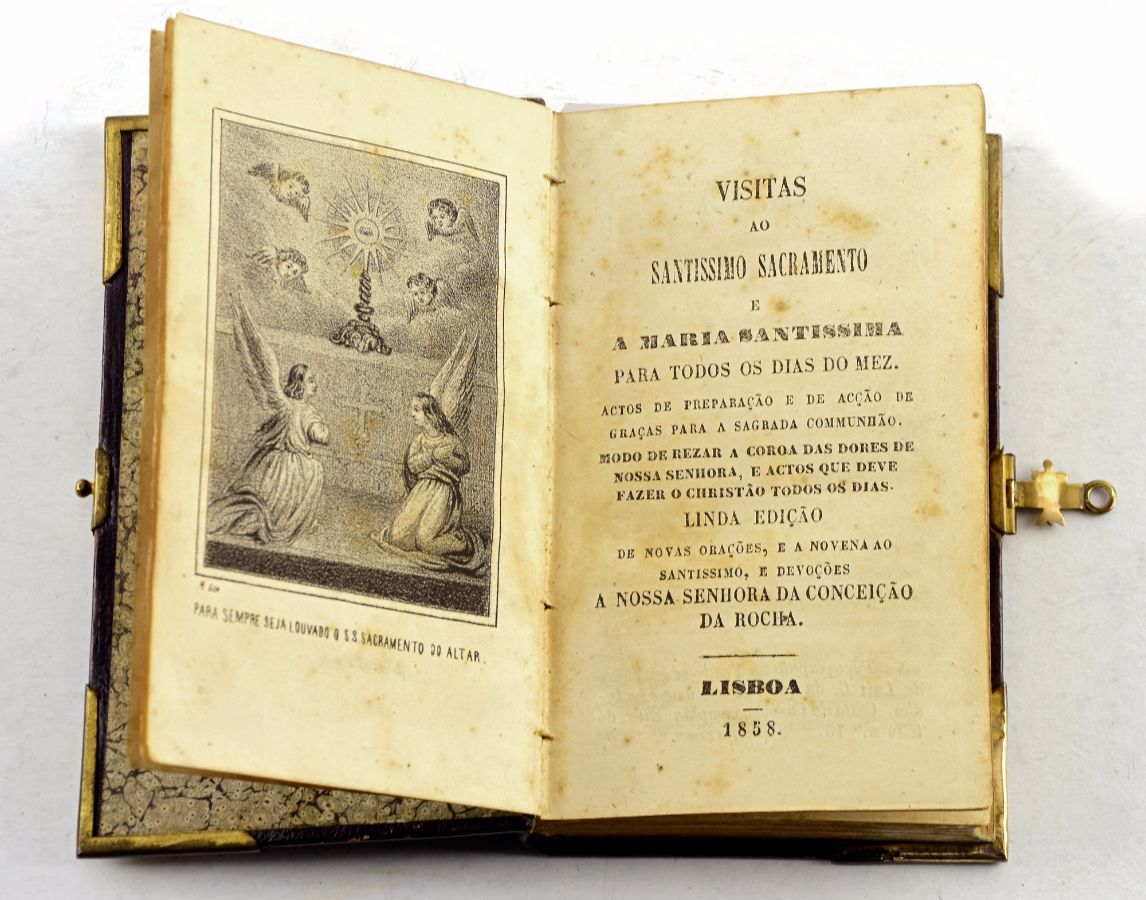 Pequeno livro religioso