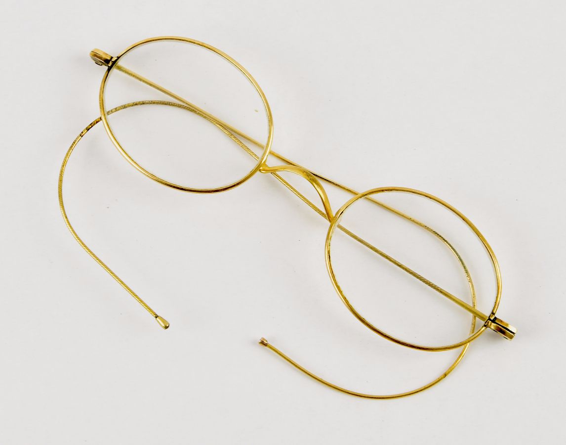 Óculos antigos
