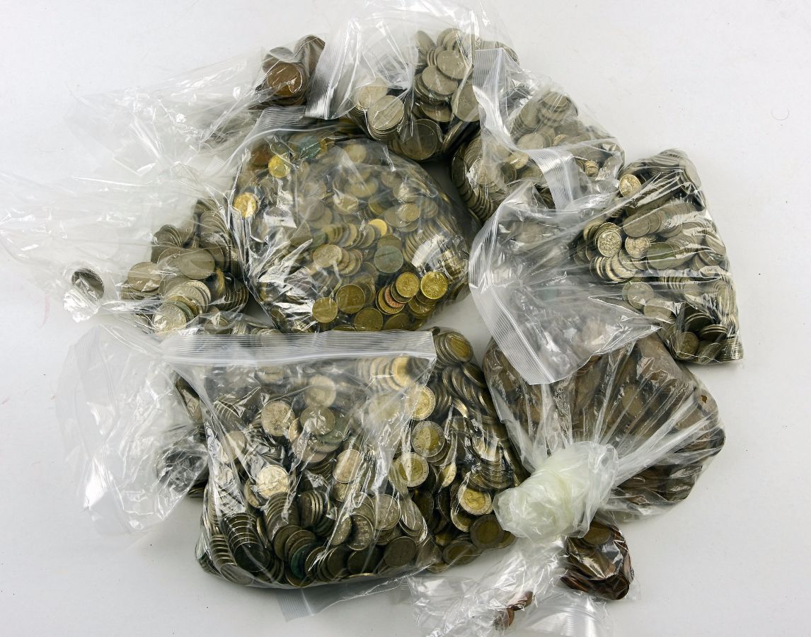 Colecção / acumulação de vários milhares de moedas de Portugal