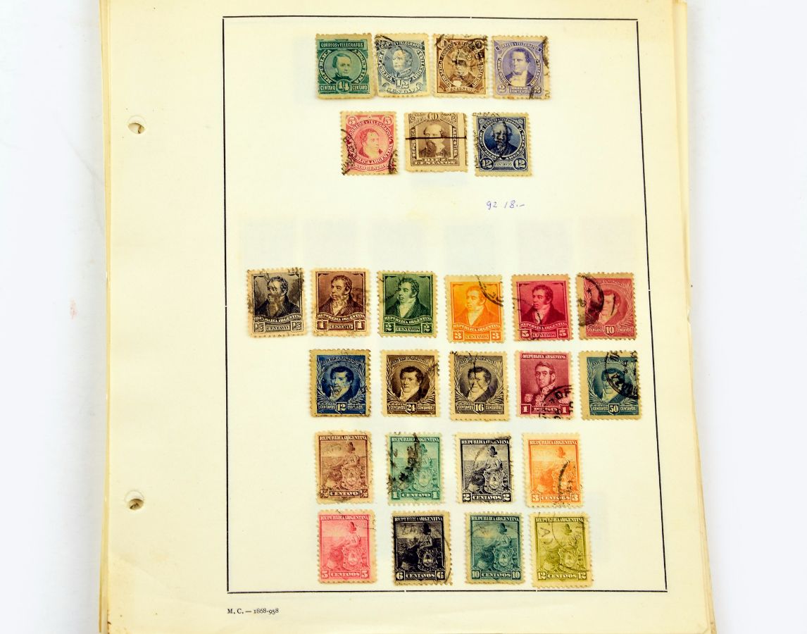 Coleção de 702 selos clássicos da Argentina