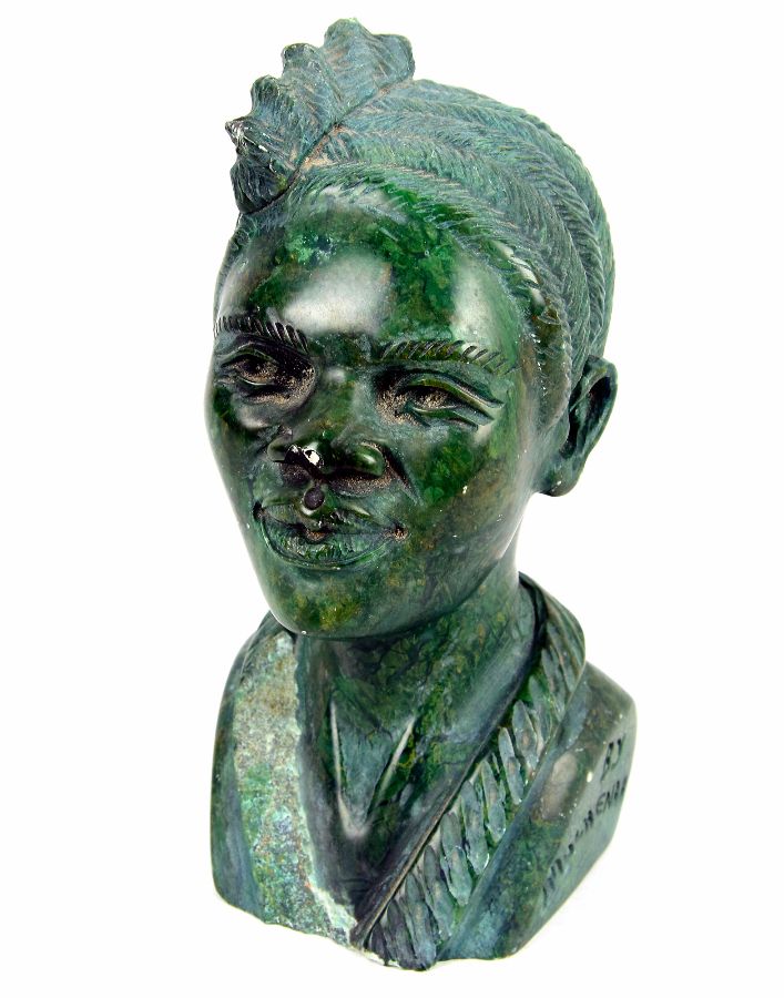 ​Figura Feminina Africana