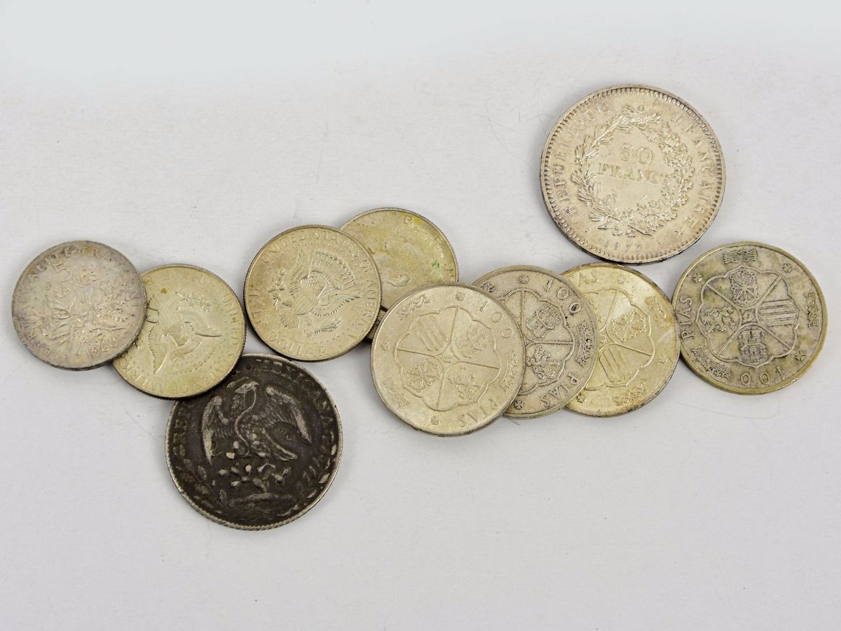 10 Moedas Estrangeiras em prata