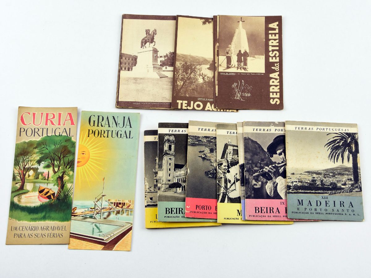 Conjunto de Folhetos Turísticos Portugueses