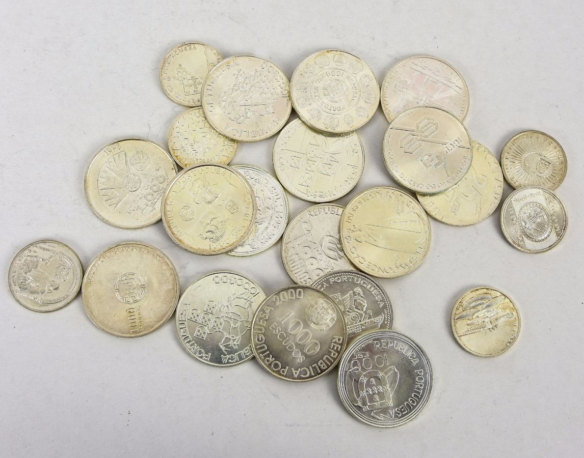 22 Moedas em Portuguesas Prata