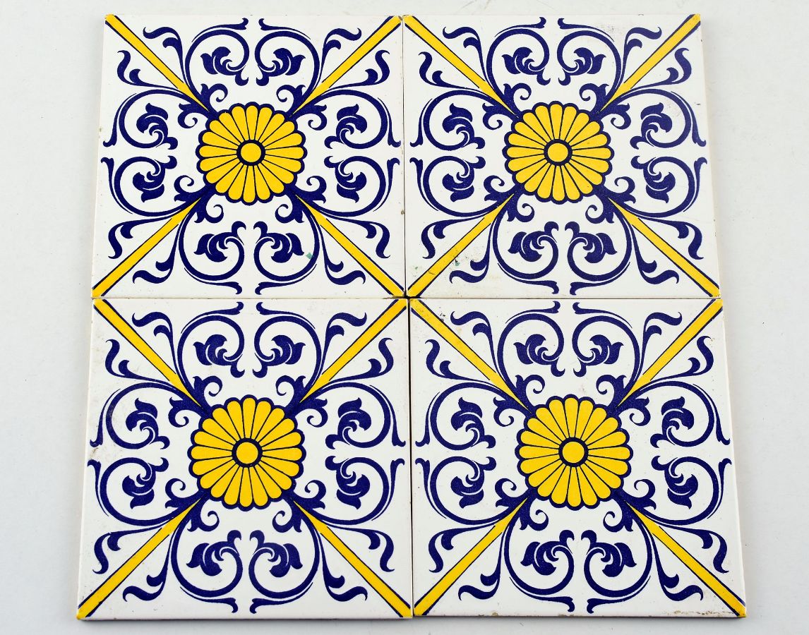 48 Azulejos