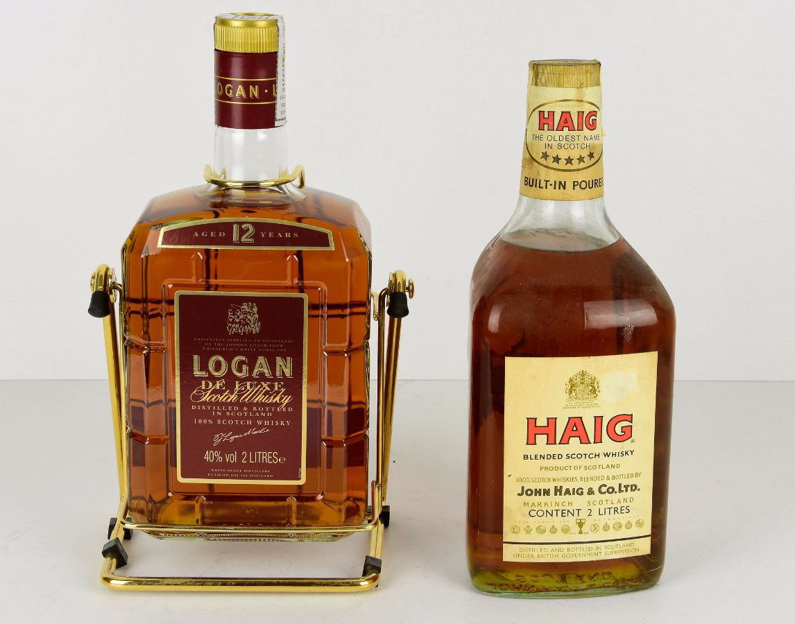 2 Grandes garrafas de Whisky