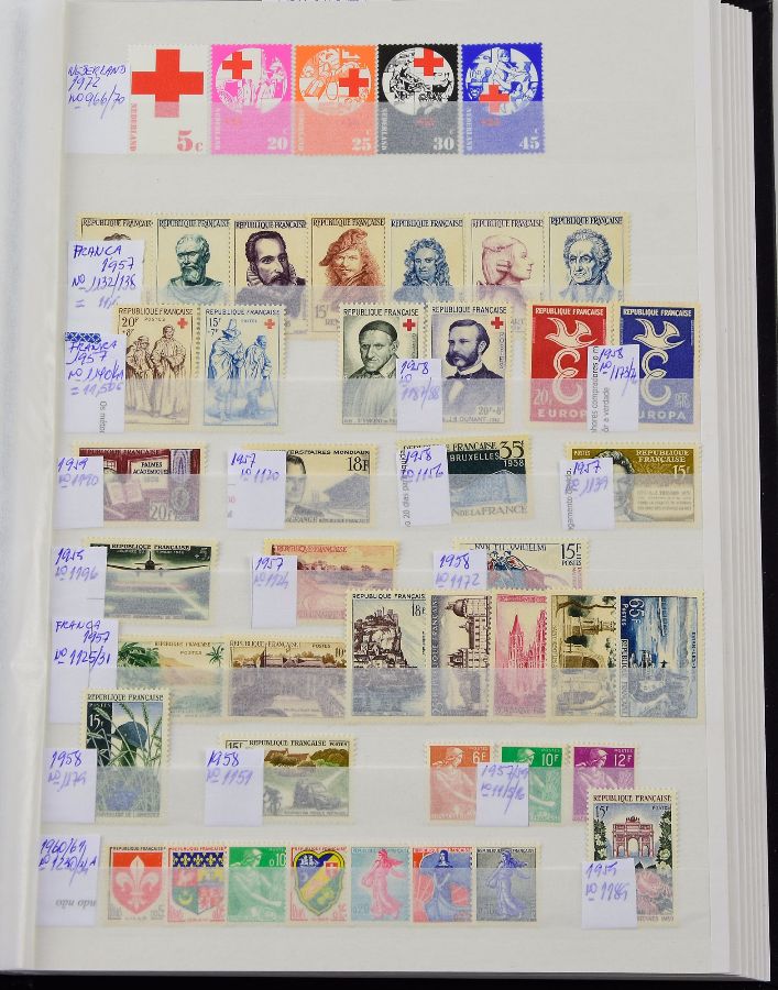 Colecção de mais de 1000 selos de vários Países