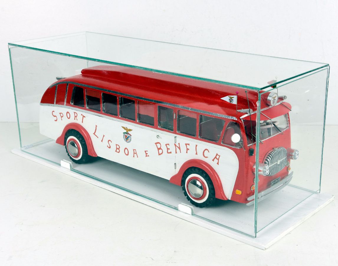 Autocarro do SLB