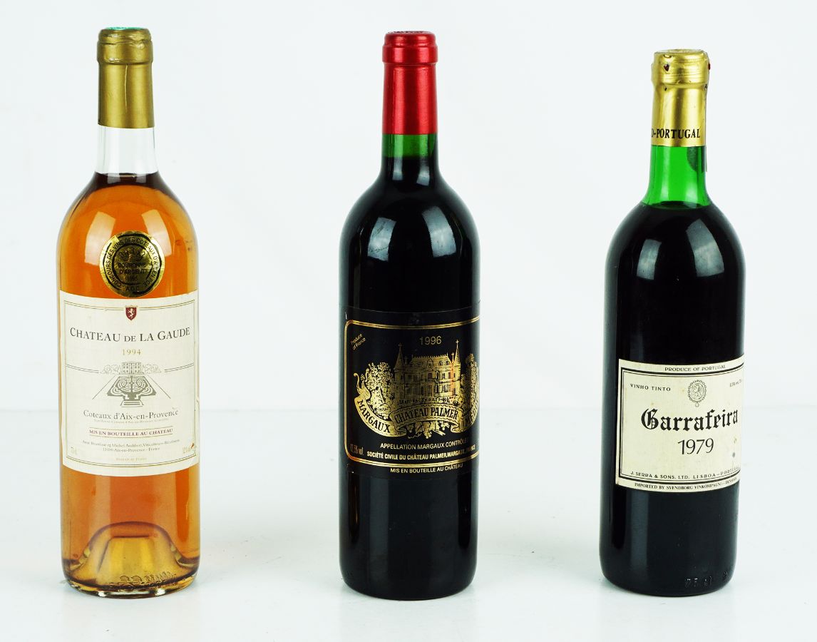 3 Garrafas de Vinho