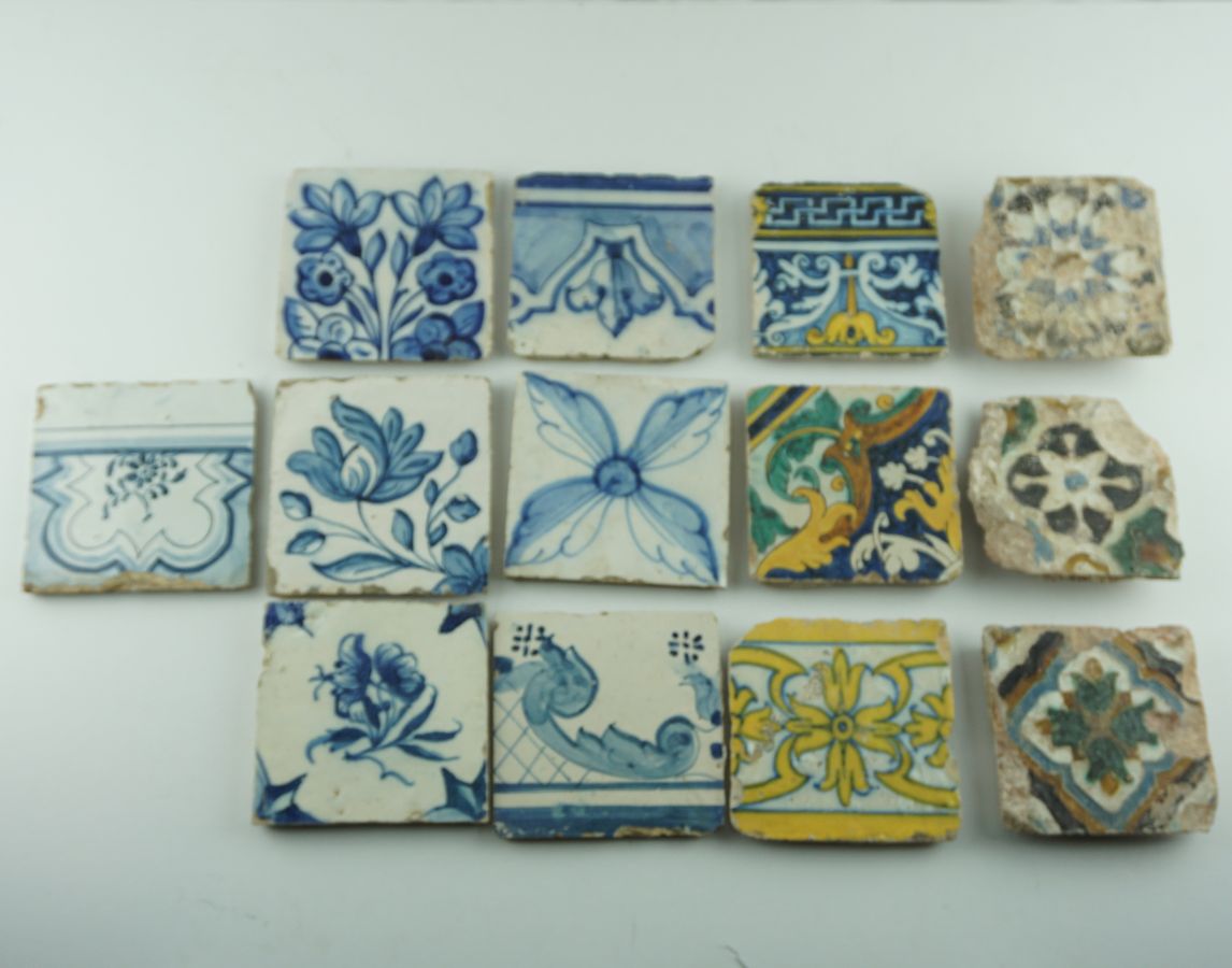 13 Azulejos diversos